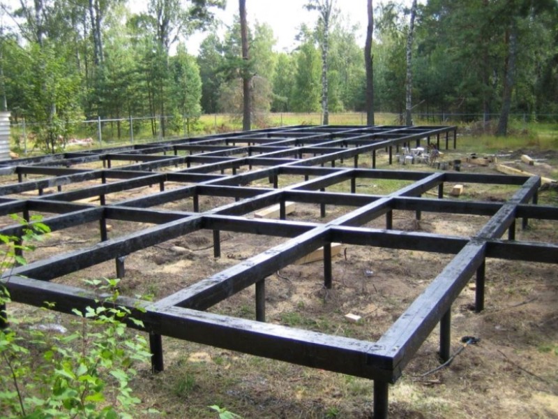 Фото 2 металлические сваи