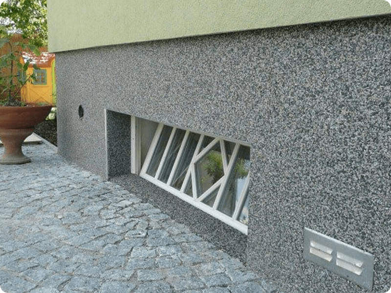 Фото отделка фундамента штукатуркой