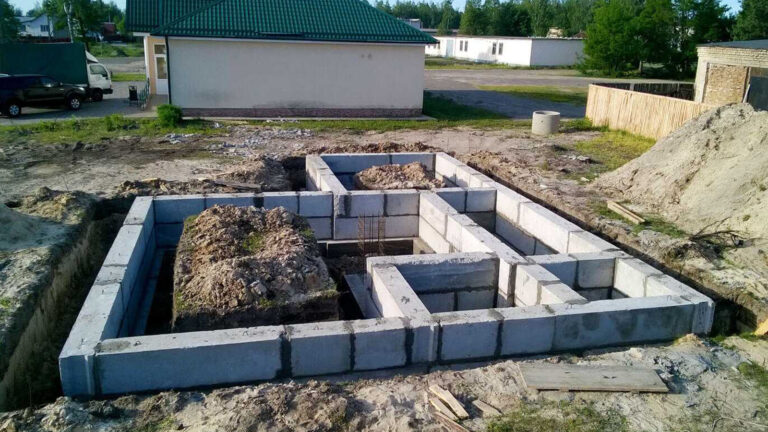 Фото сборный фундамент